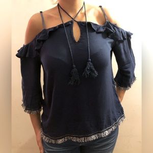 Open shoulder navy casual top